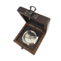 Kompas Mosiężny w Drewnianym Pudełku