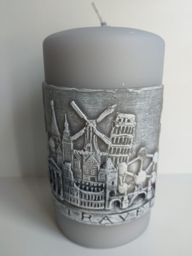 Świeca Europa Travel szara ręcznie zdobiona 15cm